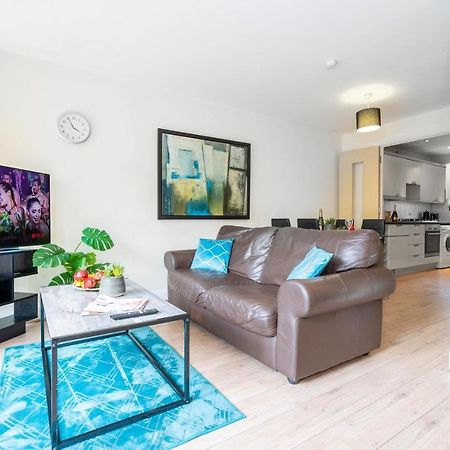 City Centre Townhouse - 3 Bedrooms - Garage - Parking - Top Rated Birmingham Exterior photo